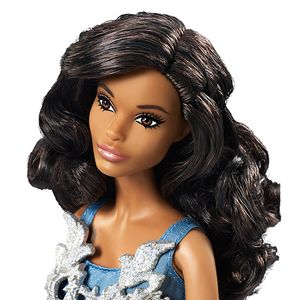 2016 Holiday Barbie im blauen Kleid