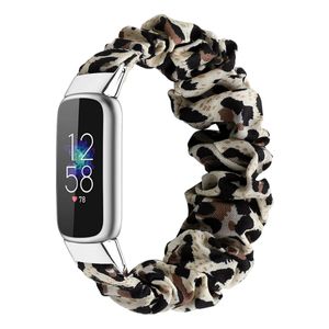 Strap-it Fitbit Luxe Scrunchie Armband (Leopard)