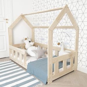 Hausbett 70x140 mit Rausfallschutz Naturholz - MILO - Rausfallschutz Bett für Kinderzimmer - Kinderbett mit Lattenrost - Kinderbett Mädchen