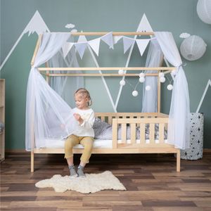 Alcube® Hausbett Deko-Set in Weiß für Hausbetten Kinderbetten I 3er-Set Baldachin, Wimpelkette und Lichterkette