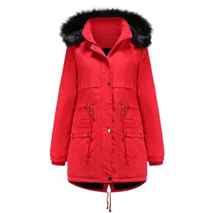 rote winterjacke damen