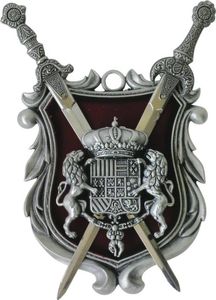 Wanddisplay mit Löwen und Kronen und Brieföffner