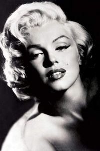 Marilyn Monroe Glamour Poster  91,5 x 61 cm