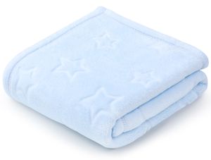 Pepi Fleecová detská deka, deka na maznanie, fleecová deka s hviezdami 70x100 svetlomodrá, modrá detská