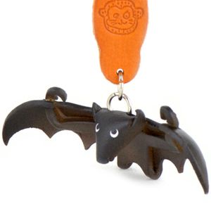 Fledermaus Schlüsselanhänger aus Leder