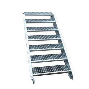 7 Stufen Stahltreppe Breite 70 cm Geschosshöhe 100-140cm inkl. Zubehör