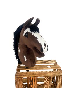 Steckenpferd Hobby Horse - Pferd am Stock Spielzeug für Kinder Plüschpferd Geschenk Größe A2, Stocklänge 65 cm, Bay, braun-weiß,