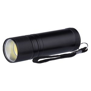 EMOS LED Mini-Taschenlampe mit Schlaufe, stoßbeständige Metall-Haushaltslampe, 100lm, 15m Leuchtweite, P3894