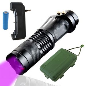 UV-Taschenlampe mit Ladegerät und Akku und Aufbewahrungskoffer - IPX4 wasserdicht - 5 W - ZOOM-Funktion - Geldprüfung - Spurendetektor