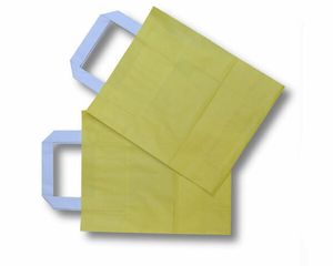 250x Papiertragetaschen aus Kraftpapier 180+80x220mm gelb