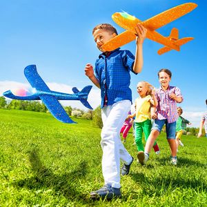 48cm Schaum Handwurf Flugzeugspielzeug mit Lichtern Draussen EPP Segelflugzeug Startmodell für Kinder, blau