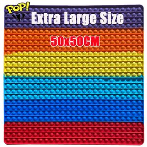 Großer Putter Pop Fidget Spielzeug, großer Regenbogen Pop, 50 × 50 cm