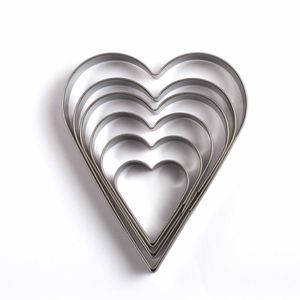 LIVOO Plätzchenausstecher-Set Herz Herzausstecher 6 Größen Edelstahl MEN381
