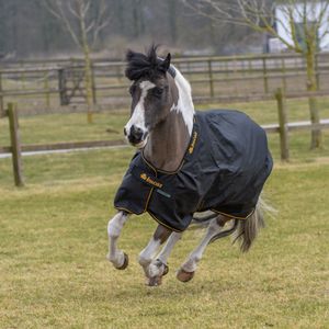Bucas Irish Turnout Light 50g + Neck Set 1200D - black/gold, Größe:135