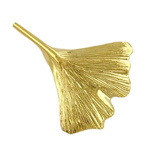 Brošňa 30x24mm Ginkgo list lesklý 9Kt ZLATO