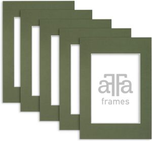 aFFa frames Passe Partout | Minimalistische Bildunterlage zur Anzeige Ihrer Fotos, Poster, Diplome | Karton, Farbe, Grün, 15x20 cm | 5 Stück pro Set