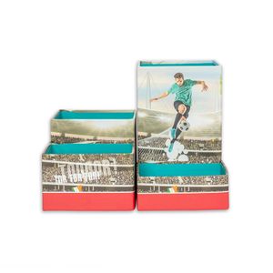 ROTH Stifteköcher Set - Fußball-Star, Stiftehalter mit 4 faltbaren Boxen aus Pappe Kinder Schreibtisch Organizer