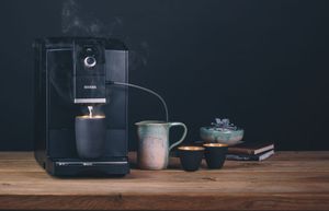 NIVONA - NICR 790 - Mattschwarz/Chrome - Kaffeevollautomat + 1 kg Kaffee GRATIS!