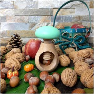 Nussknacker Pilz, mit Schraubgewinde, mint aus Holz 10 cm