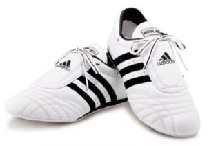 Adidas Kampfsport Schuhe Sneaker SM II weiß Größe - 45 1/3