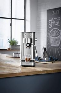 WMF Lumero Siebträger Espressomaschine 1400 Watt, 3 Einsätzen, für 1-2 Tassen Espresso, auch für Pads, 15 bar, Tassenabstellfläche, Milchaufschäumdüse, edelstahl matt