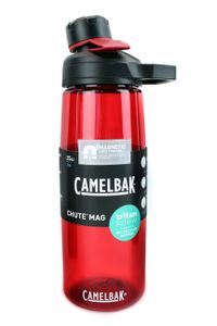 Camelbak Trinkflasche 2021 Chute Mag, cardinal, Inhalt 750ml, Magnetischer Schnellverschluss, Tritan aus recyceltem Kunststoff, BPA-frei, Farbe rot