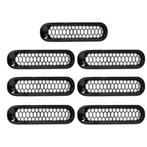 Čierna mriežka predného nárazníka s otvorom na zámok je vhodná pre Jeep Wrangler JK 2007-2017