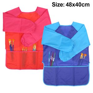 2 Stück Malschürze Kinder, Wasserdicht Kinder Malkittel Mädchen/Junge, Bastelschürze Kinder mit Ärmeln und 3 Taschen für Schule Kunst Malerei, Kochen, Essen,Laboraktivität(Blau+Rot,S)