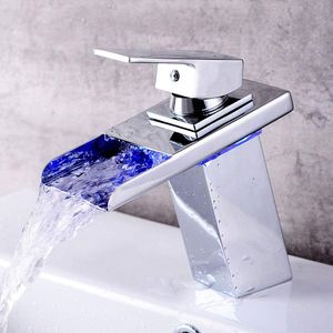LED Wasserfall Wasserhahn Glas Waschtischarmatur 3 Farbewechsel Beleuchtung RGB Bad Armatur Einhandmischer Wasserhahn Badarmatur mit Temperatursensor