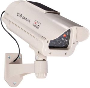VisorTech Kamera Attrappen: Überwachungskamera-Attrappe mit Signal-LED,  Solar- und Akkubetrieb (Fake Camera)