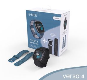 Fitbit Sports Pack Versa 4 Schwarz Smartwatch + Wechselarmband Sapphire (Herzfrequenzmessung, Amazon Alexa)