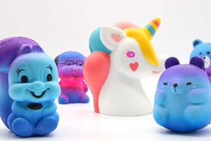 Soma Squeeze Soft Squishies Squishy Set Kinder-Spielzeug fidget toy langsam Steigendes Toys Kawaii. Nicht wählbar unsortiert