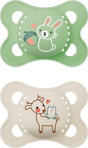 MAM Original Schnuller im 2er-Set, zahnfreundlicher Baby Schnuller aus nachhaltigen &erneuerbaren Materialien, Sauger aus MAM SkinSoft Silikon, mit Schnullerbox, 0-6 Monate, Hase/Reh