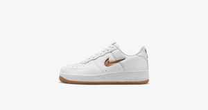 Nike Air Force 1 Low „Color of the Month Jewel Bronze Gum“, Größe: 44