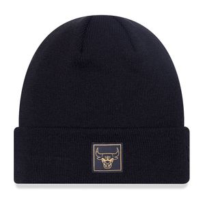 New Era Wintermütze Beanie - METALLIC BADGE Chicago Bulls