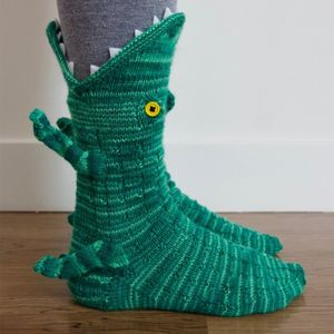 1 Paar Gestrickte Socken Winter Warme Socken kreative Krokodil Tierform atmungsaktive Bodensocken Weihnachtsstrümpfe Neuheit Weihnachtsgeschenk für Damen & Herren