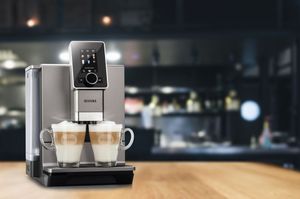 Nivona Nivona CafeRomatica 930 Espressomaschine Titanium / Chrom - Kaffeevollautomaten