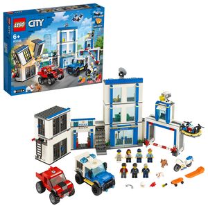 LEGO 60246 City Polizeistation, Polizei-Spielzeug, Set mit LKW, Motorrad, Polizeigebäude sowie Sound- und Leuchtsteinen, Kinderspielzeug