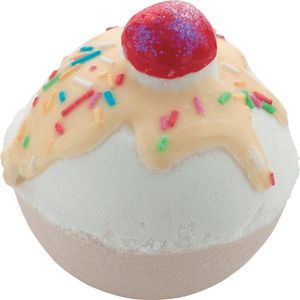 Bomb Cosmetics Cherry Bathe-Well Bath Blaster Musująca kula do kąpieli, 160g