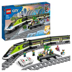 LEGO 60337 City Personen-Schnellzug, Set mit ferngesteuertem Zug mit Scheinwerfern, 2 Wagen und 24 Schienen-Elementen, Eisenbahn-Spielzeug