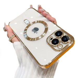 Hülle für iPhone 13 Pro mit integriertem Kameraschutz, MagSafe kompatible TPU Handyhülle, Gold