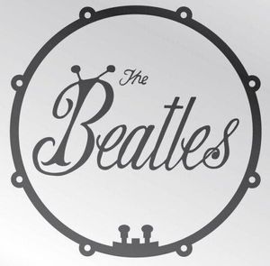 The Beatles - Kühlschrank-Magnet, Buglogo und Schlagzeug RO9707 (Einheitsgröße) (Grau/Weiß)