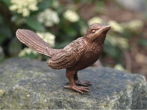 Vogelfigur aus Bronze, bronzene Gartenstatue eines Vogels, stilvolle Deko