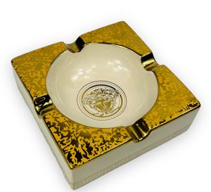 Luxus Porzellan Aschenbecher Ascher Medusa Mäander Versac Style Zigarren Weiß-Gold Retro Vintage Style Neuheit
