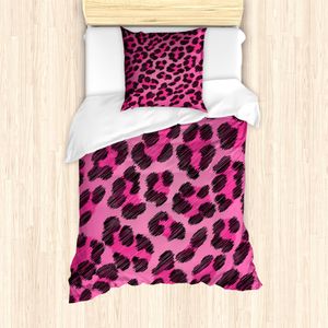 ABAKUHAUS Teen Zimmer Mantele, Vibrant Leopard-Haut, Milbensicher Allergiker geeignet mit Kissenbezügen, 135 cm x 200 cm - 80 x 80 cm, Magenta und Schwarz