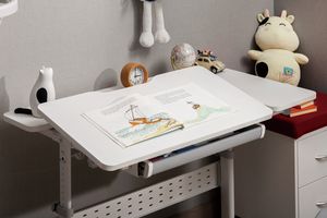Nastavitelný dětský psací stůl Spacetronik XD, pohodlný a jedinečný, multifunkční
