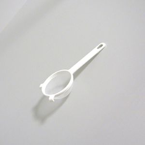 Metaltex Sieb aus Kunststoff, Haushaltssieb, Küchensieb, weiß, Ø 7 cm