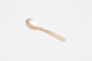 G.F. Heim Söhne Eierlöffel aus Acrylglas creme 12,5cm