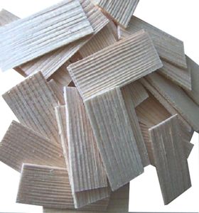 100 St. Dachschindel aus Fichtenholz. Krippenbau, Modellbau. 55x22-25 mm. 100 St. Dachschindel aus Fichtenholz. Krippenbau, Modellbau. 55x22-25 mm.