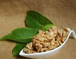 Krauterino24 - Walnusskerne Walnuss Nuss Snack | Menge: 500g